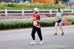 BIB: 
                            <button type="button" onclick="openModal(27853510)" class="btn btn-primary btn-sm float-right btn-popup" data-toggle="modal" data-target=".modal-high-quality">
                        <i class="fas fa-shopping-cart"></i> Add to Cart
                    </button>
                                            <button type="button" onclick="isThisMe(27853510, true)" class="btn btn-success btn-sm float-right btn-popup btn-isme hidden" data-toggle="tooltip" data-placement="bottom" title="นี่คือรูปของคุณใช่ไหม คลิกที่นี่เพื่อเอาเข้าอัลบั้ม">
                        <i class="fas fa-plus"></i> Add to album
                    </button>
                    <button type="button" onclick="isThisMe(27853510, false)" class="btn btn-warning btn-sm float-right btn-popup btn-isnotme hidden">
                        <i class="fas fa-ban"></i> Remove from album
                    </button>